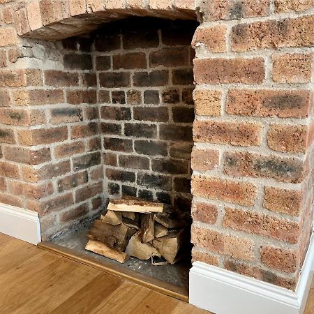 Rabbies School House, 2 Bed Apartment Ayr Town Centre Kültér fotó